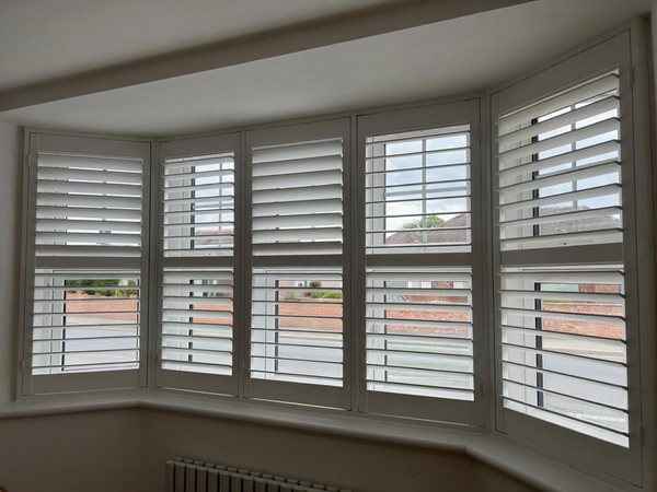 Fitted bedroom furniture and blinds